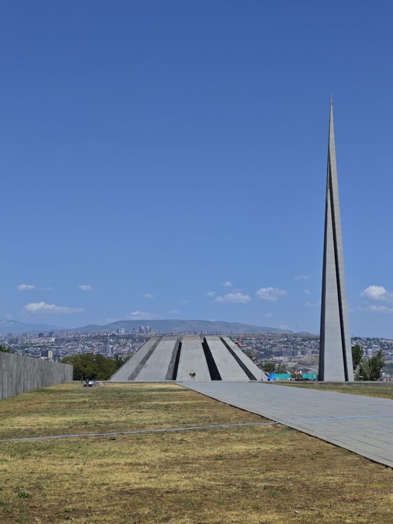 Zizernakaberd Gedenkstätte Jerewan 
